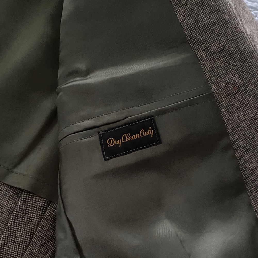 Vintage Brown Blazer with Tan Elbow Patches - Picture 3 of 6